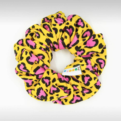 ANIMAL PRINT HEARTS SCRUNCHIE