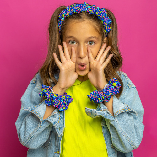 RAINBOW LOVE SCRUNCHIE