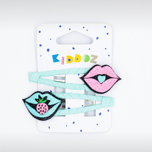 Kiss me tender Clips